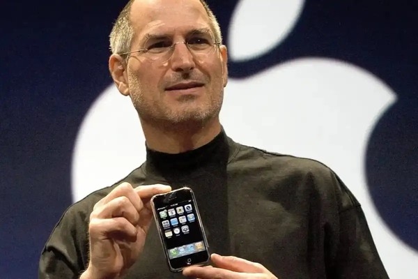 苹果20周年纪念版iPhone消息汇总:明年秋季问世! 苹果20周年纪念版iPhone消息汇总:明年秋季问世!